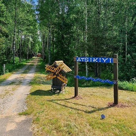 Atsikivi Puhketalu Hotell Häädemeeste Exteriör bild