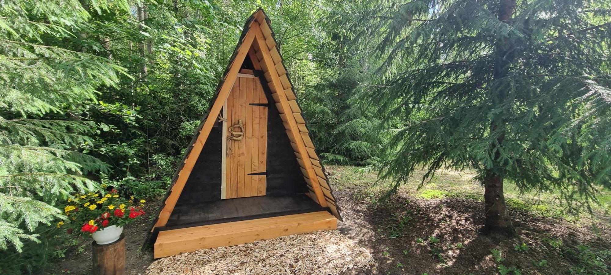 Atsikivi Puhketalu Hotell Häädemeeste Exteriör bild